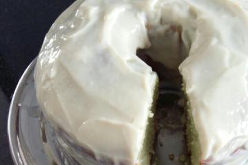 Bolo de gelatina de limão