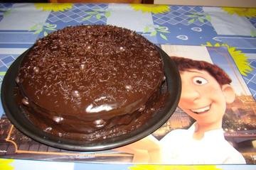 Bolo brigadeiro de chocolate