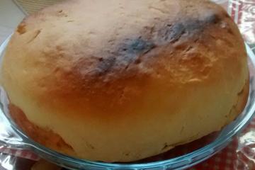 Pão caseiro com fermento biológico