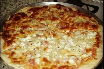 Pizza italiana (a verdadeira massa e o verdadeiro molho)