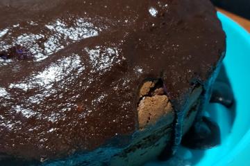 Receita de bolo de chocolate simples e fácil de fazer - Fácil de Fazer