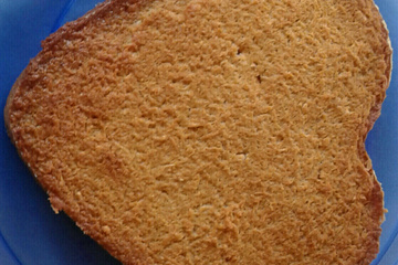 Bolo de macaxeira (mandioca)