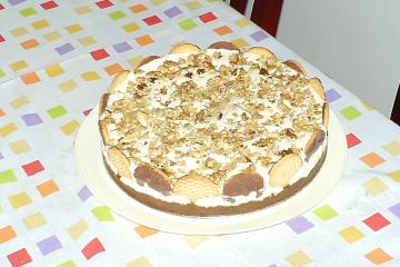 Torta cremosa de nozes