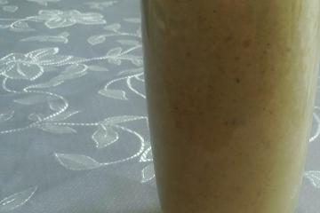Vitamina de banana com maçã