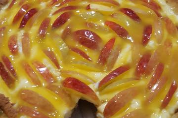 Torta de Maça e Morango