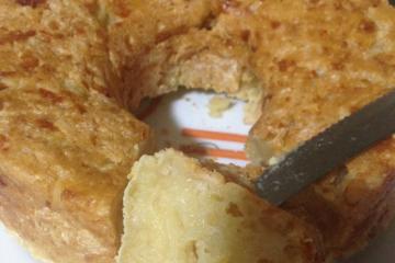 Bolo de queijo rápido e delicioso