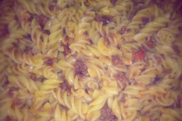 Macarrão com carne moída