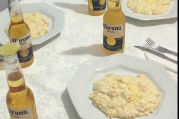 Arroz com camarão ao creme de queijo
