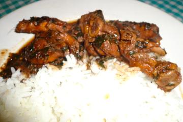 Frango com shoyu e gengibre