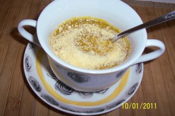 Sopa purê de abóbora cabotiá