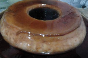 Pudim de leite condensado com creme de leite