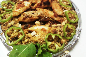 Frango assado com farofa crocante
