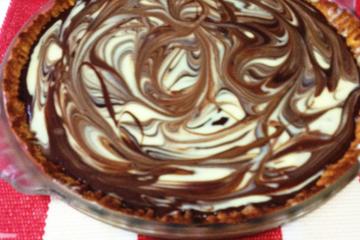 Torta trufada de leite ninho