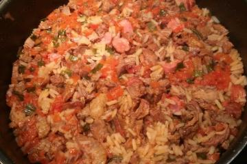 Arroz carreteiro delícia (com sobras de churrasco)