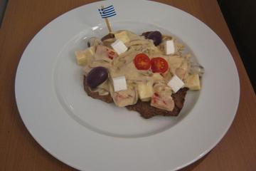 Bife acebolado à Grécia