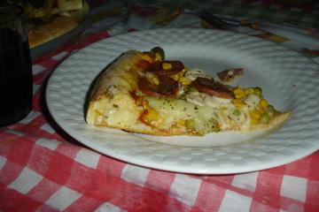 Pizza com borda recheada