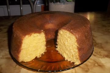 Bolo de milho verde em lata