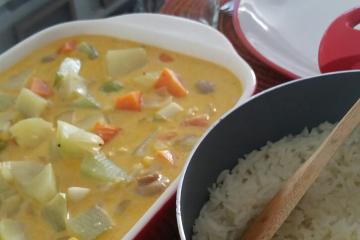 Estrogonofe de legumes vegetariano