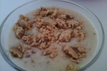 Canjica com amendoim