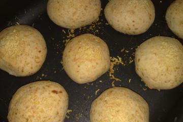 Pão de queijo simples