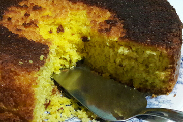Bolo de milho com fubá
