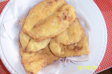 Filés de peixe fritos by Paula  (crocantes)