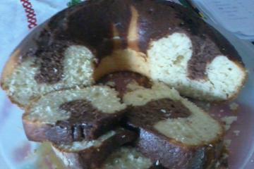 Bolo mesclado de chocolate