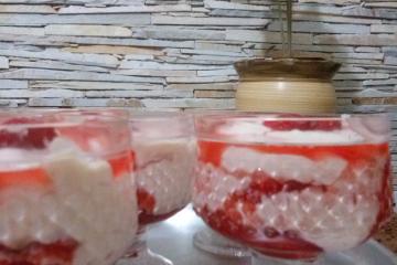 Creme com morangos