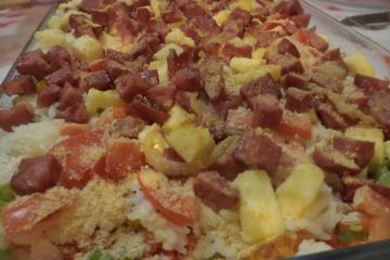 Arroz cremoso tropical com calabresa