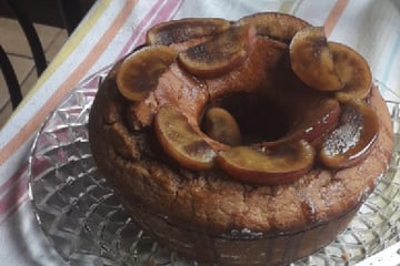 Bolo de maçã sem glúten e sem lactose