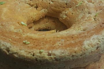 Bolo de limão com fubá