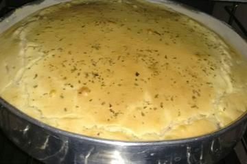 Torta de presunto e mussarela