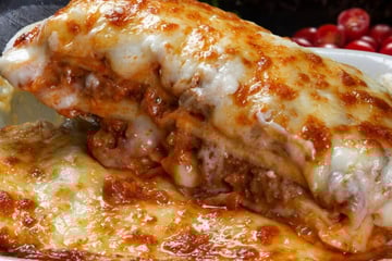 Como assar lasanha congelada de mercado na airfryer: é muito rápido e fácil, não importa a marca