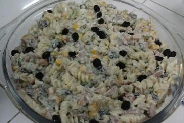 Salada de macarrão