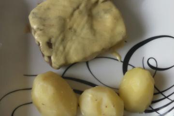 Filé ao molho de mostarda