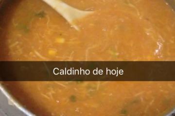 Caldo de frango fácil