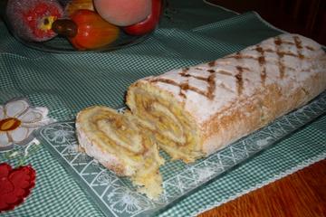 Rocambole de banana