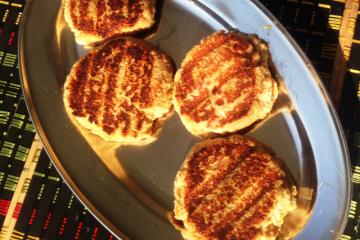 Hambúrguer de atum com aveia