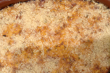 Salmão desfiado e gratinado Beta