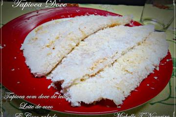 Tapioca com molho de salsicha no forno