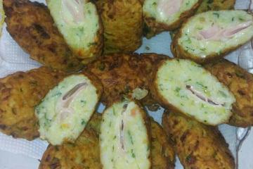 Bolinho de arroz recheado