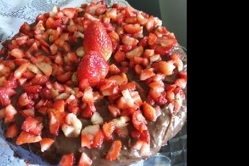 Bolo de chocolate com creme de café com chocolate