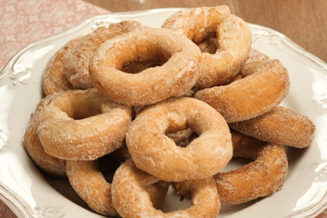 Eu cansei de fritura: testei essa receita de mini donuts na airfryer e o resultado me surpreendeu