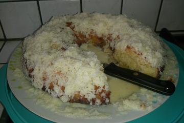 Bolo de coco úmido