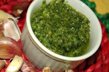Massa ao pesto