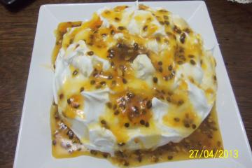Torta pavê de maracujá