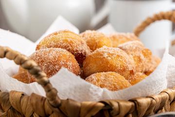 Bolinhos de Chuva Rápidos