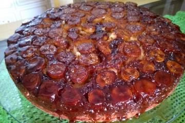 BOLO DE BANANA CARAMELIZADA (INVERTIDO), DE LIQUIDIFICADOR