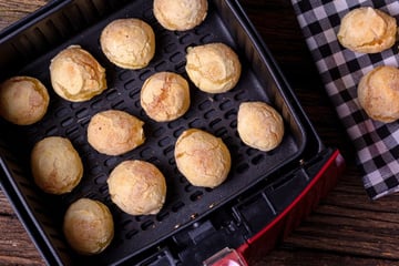 Pão de queijo na airfryer