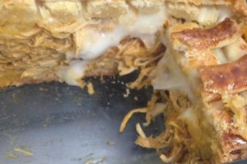 Empadão de frango com catupiry